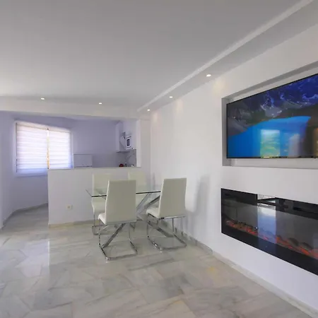 Apartment 1108 Beachfront 2 With Roofterrace 80mtrgt 3 Pools