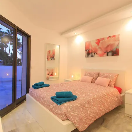1108 Beachfront 2 With Roofterrace 80mtrgt 3 Pools Apartament *