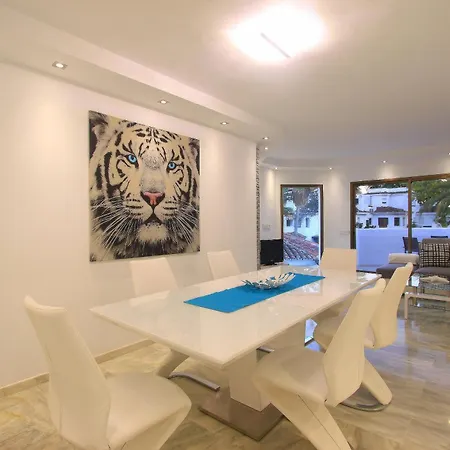 Lejlighed 1108 Beachfront 2 With Roofterrace 80mtrgt 3 Pools *