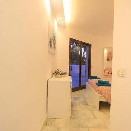 Apartment 1108 Beachfront 2 With Roofterrace 80mtrgt 3 Pools