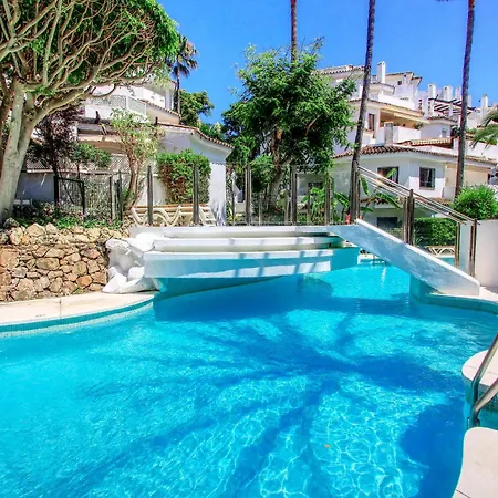 1108 Beachfront 2 With Roofterrace 80mtrgt 3 Pools * Marbella