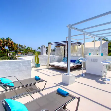1108 Beachfront 2 With Roofterrace 80mtrgt 3 Pools Apartment Marbella