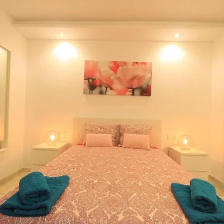 1108 Beachfront 2 With Roofterrace 80mtrgt 3 Pools Apartmán *