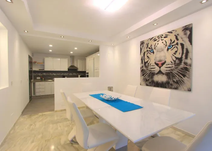 1108 Beachfront 2 With Roofterrace 80mtrgt 3 Pools شقة