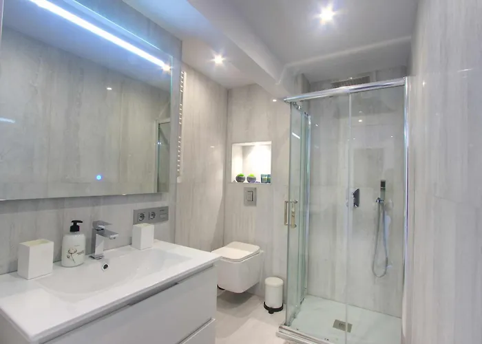 1108 Beachfront 2 With Roofterrace 80mtrgt 3 Pools ماربيا