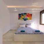 1108 Beachfront 2 With Roofterrace 80mtrgt 3 Pools 마르베야
