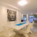 아파트 1108 Beachfront 2 With Roofterrace 80mtrgt 3 Pools *