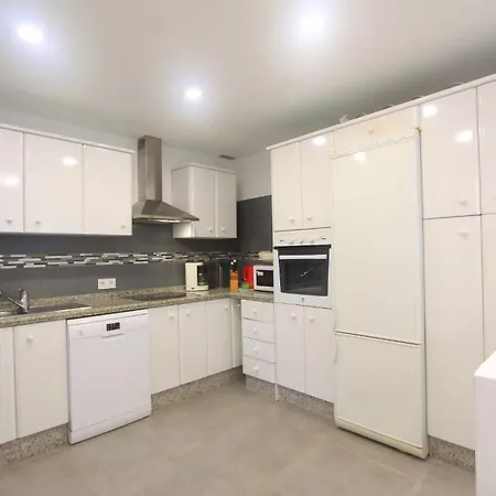 1108 Beachfront 2 With Roofterrace 80mtrgt 3 Pools * 马尔韦利亚