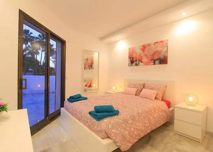 1108 Beachfront 2 With Roofterrace 80mtrgt 3 Pools Apartmán *